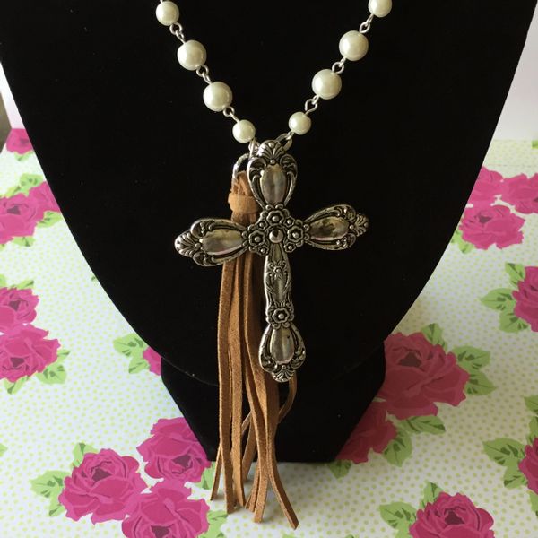 Faith Cross Necklace 1
